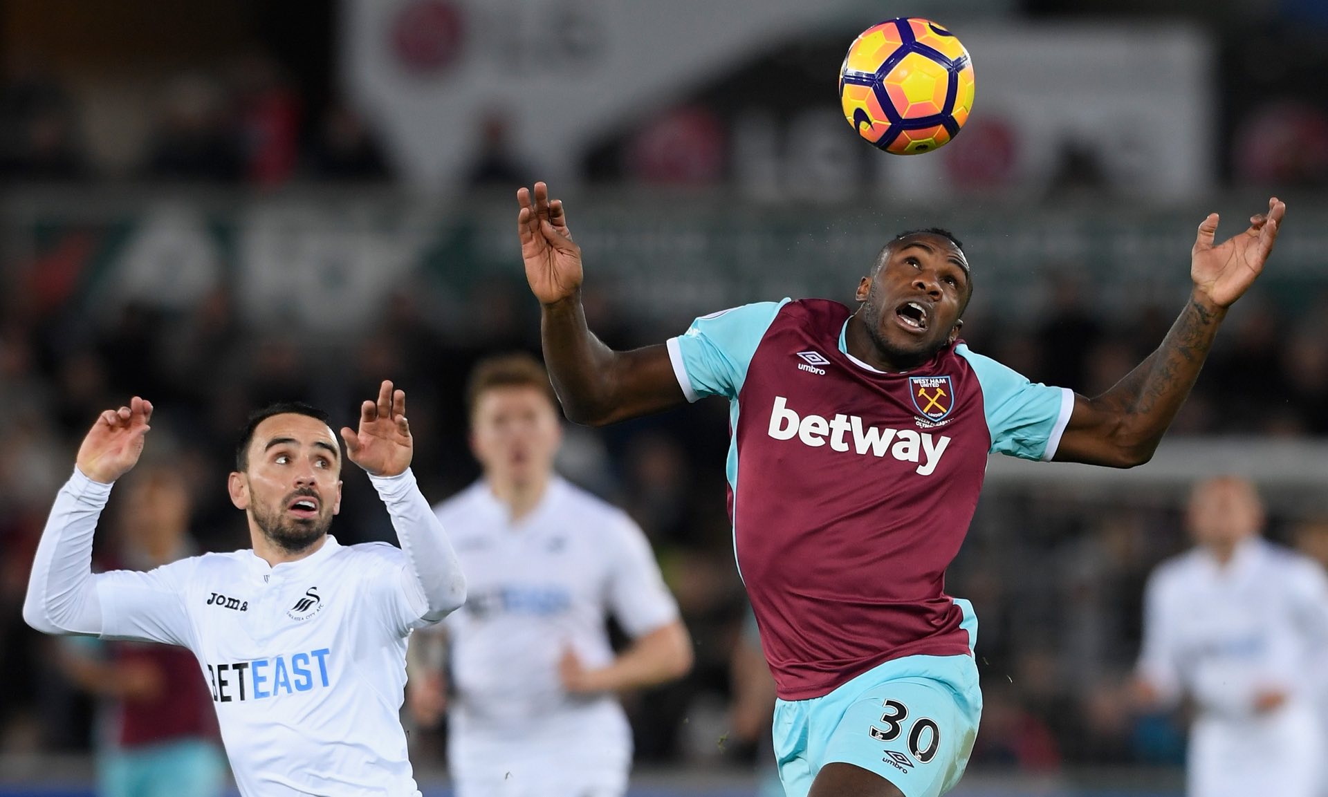 一是主帅变 一是主帅变