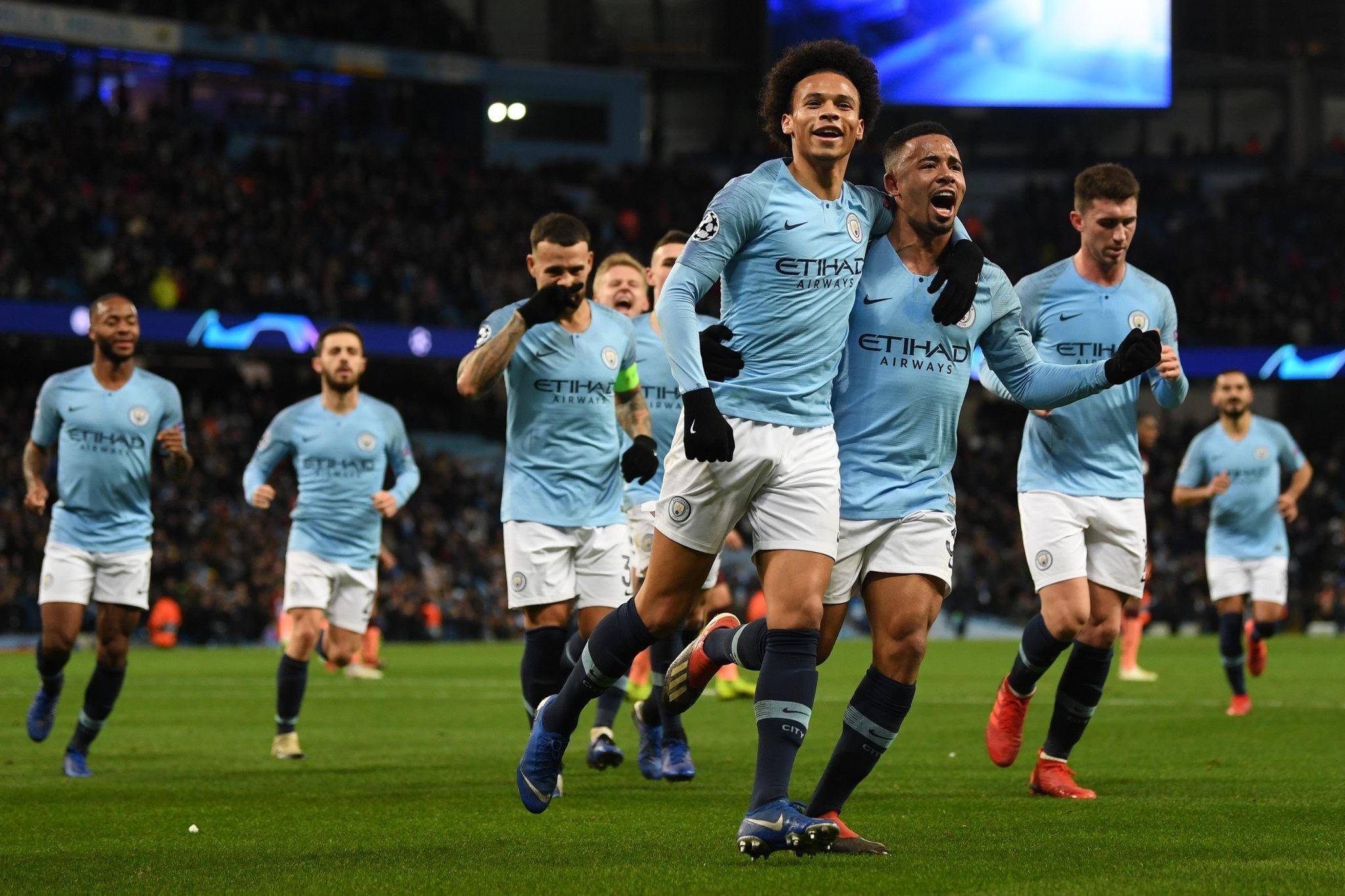 以及凯恩在 以及凯恩在